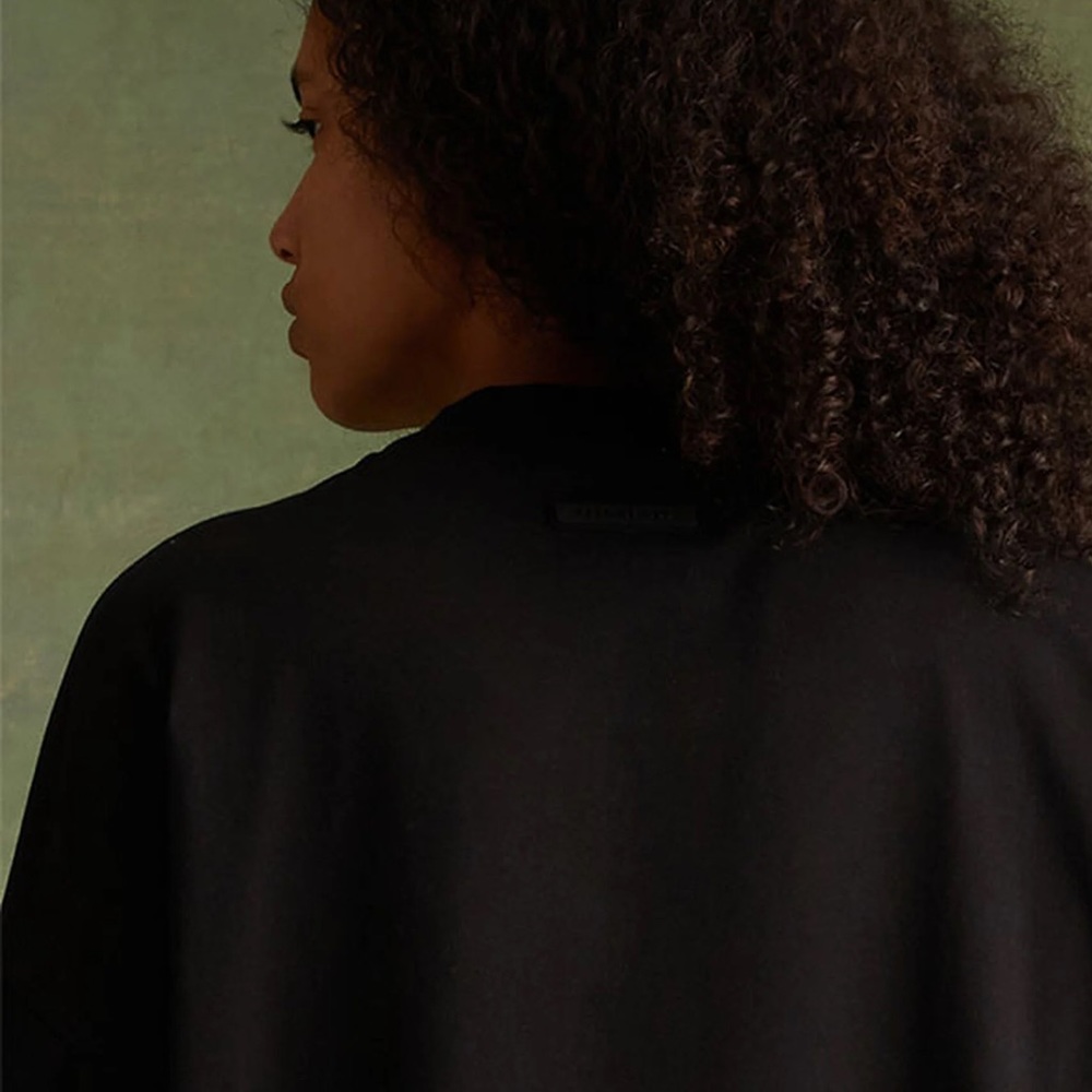 Essential long sleeve shirt